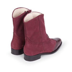 Zapatos de piel mujer estilo bota baja en ante color corinto burdeos